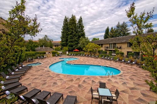 Marriott Napa Valley Hotel & Spa 03.[1]